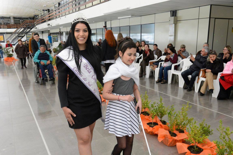 Abertura da 6ª Semana da Pessoa com Deficiência: desfile de moda